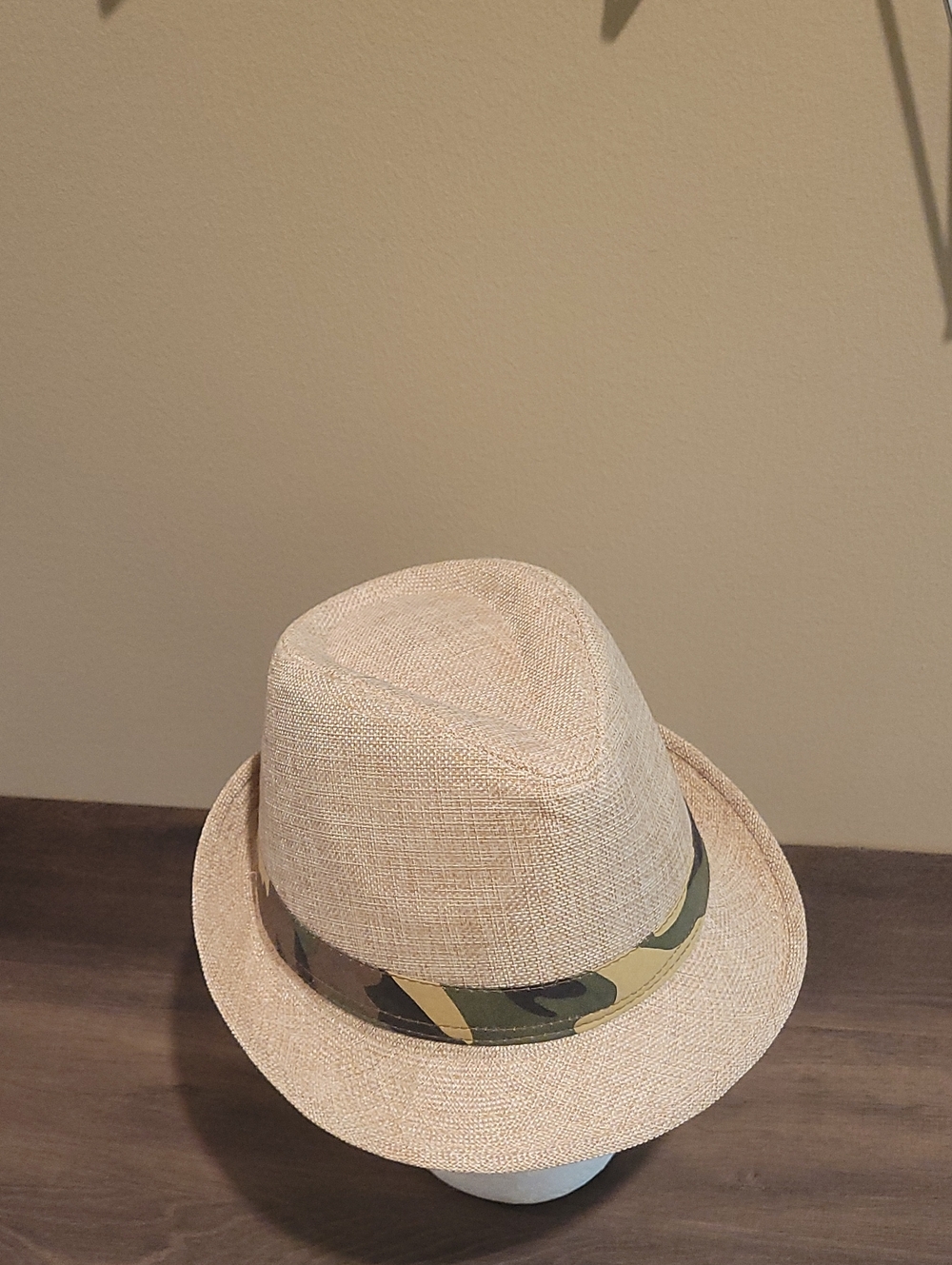 Rue21 Beige Straw Fedora with Camouflage Band